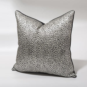 Designer Cushion Cover (18x18" - 45x45 cm) - Style 16