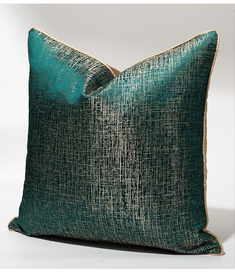 Designer Cushion Cover (18x18" - 45x45 cm) - Style 28