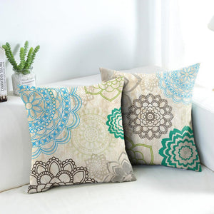 Weatherproof and easy-clean floral pattern cushion cover for patios and outdoor spaces.