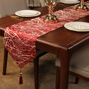 Multiple Design Party Christmas Wedding Jacquard/Polyester Table Runner