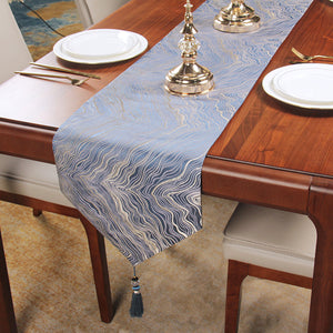 Multiple Design Party Christmas Wedding Jacquard/Polyester Table Runner